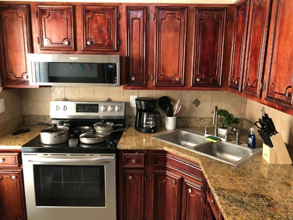 The Rustic @ Paseo De Encinal Drive Apartment
